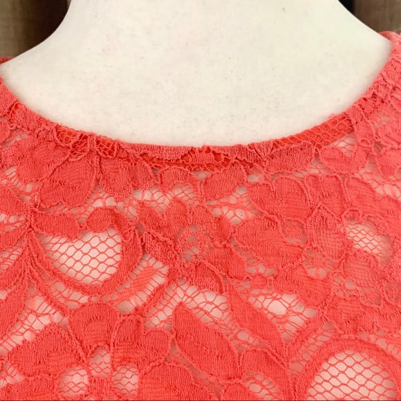 3/$15 Lush Sweetheart Lace Beaded Crop Top in Coral - Picture 4 of 9